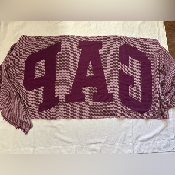 GAP Accessories - Women's GAP Scarf Or Shawl